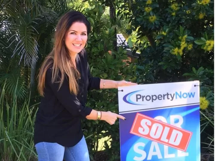 Sell My House Privately Online | PropertyNow 24 Professional For Sale sign